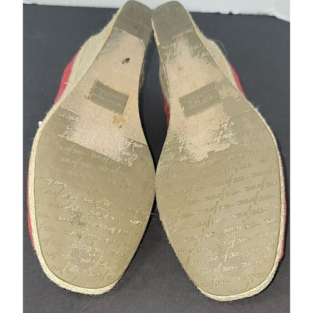 Tom's Red Canvas Wedge Espadrille - Size 9 - Picture 12 of 12